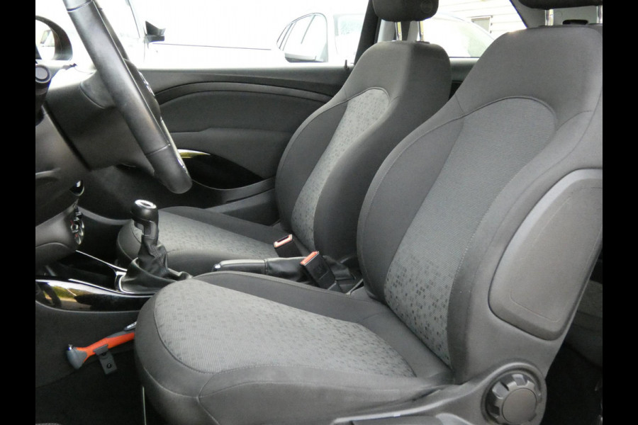 Opel ADAM 1.0 Turbo BlitZ | APPLE CARPLAY | STOELVERWARMING | 12 MAANDEN BOVAG GARANTIE |