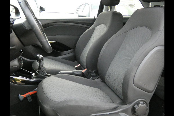 Opel ADAM 1.0 Turbo BlitZ | APPLE CARPLAY | STOELVERWARMING | 12 MAANDEN BOVAG GARANTIE |