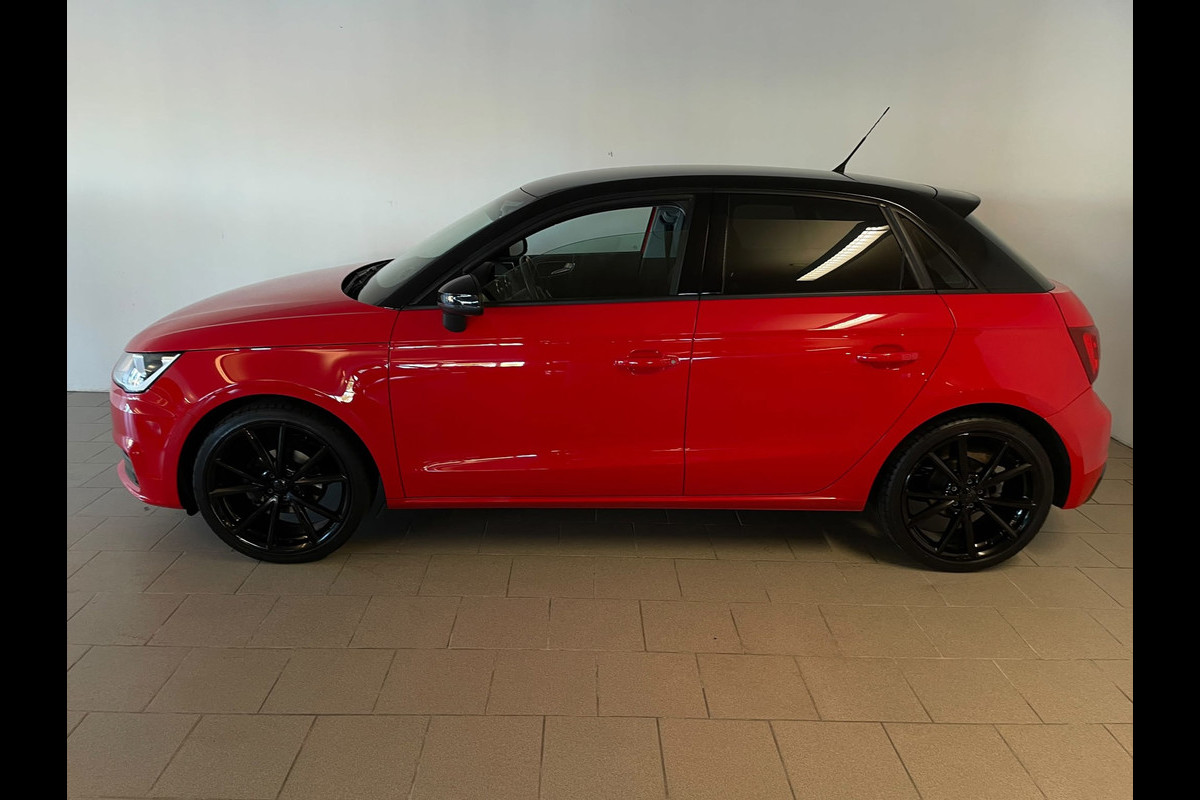 Audi A1 SPORTBACK 1.0 TFSI Advance Sport S-Line AIRCO NAVI BLUETOOTH STOELVERW PDC VELGEN ZWART DAK ZEER NETTE AUTO