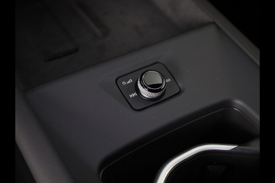 Volkswagen ID.3 Style 61 kWh accu 140 kW / 190 PK Hatchback Elektr Stoelverwarming | Keyless | Camera | ACC | All seasonbanden