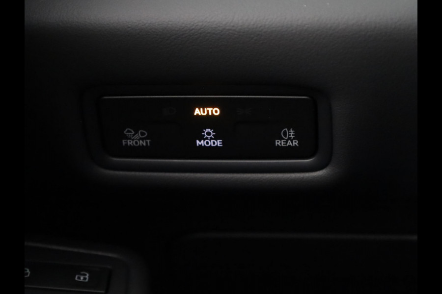 Volkswagen ID.3 Style 61 kWh accu 140 kW / 190 PK Hatchback Elektr Stoelverwarming | Keyless | Camera | ACC | All seasonbanden