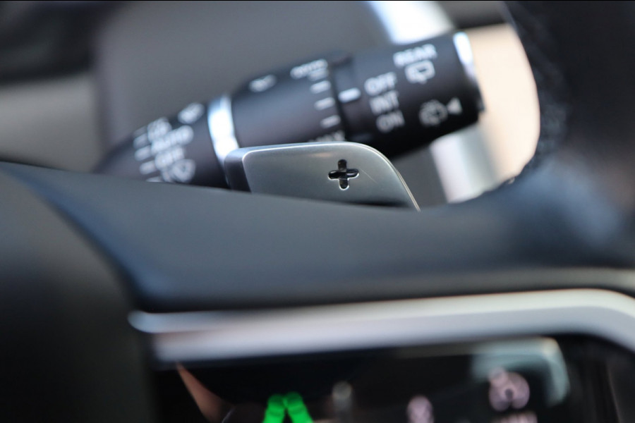 Land Rover Discovery Sport P300e 1.5 R-Dynamic SE / PANO / MEMORY / ACC / MERIDIAN / CAMERA / KEYLESS
