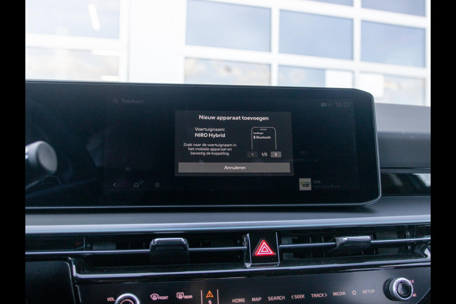 Kia Niro 1.6 GDi Hybrid DynamicLine | Actieprijs* | Snel leverbaar | Nieuw model | Navi. | Clima. | Adapt. Crusie. | Dodehoekassistentie | Panodak | Stoel&Stuur Verwarming | Parkeersensoren