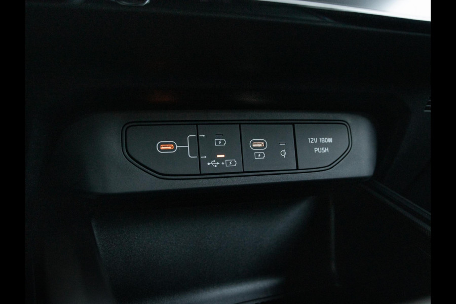 Kia Niro 1.6 GDi Hybrid DynamicLine | Actieprijs* | Snel leverbaar | Nieuw model | Navi. | Clima. | Adapt. Crusie. | Dodehoekassistentie | Panodak | Stoel&Stuur Verwarming | Parkeersensoren