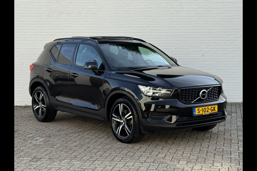 Volvo XC40 2.0 T4 R-Design Automaat Pano Trekhaak Camera Adaptive Cruise Leder Carplay Harman/Kardon All-Season banden
