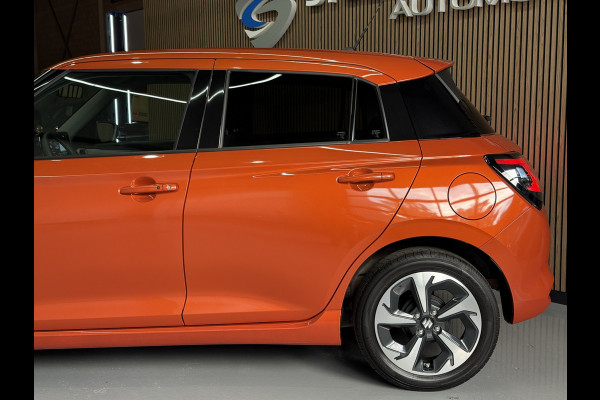 Suzuki Swift 1.2 Comfort + Hyb | Aut | Navi | 16" | Carplay | Stoelverwarming | ACC | Dodehoek | 100% Suzuki Onderhouden!