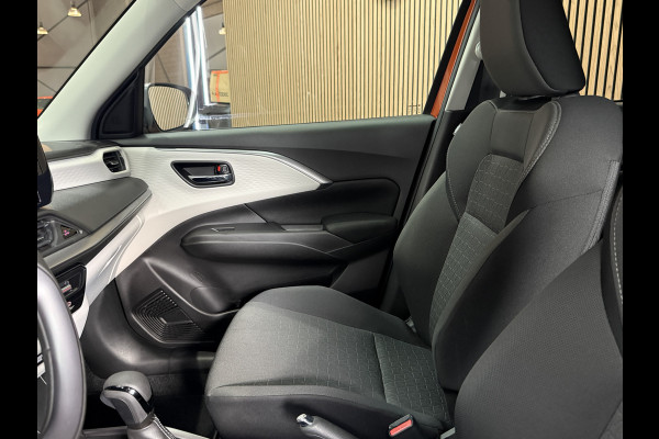 Suzuki Swift 1.2 Comfort + Hyb | Aut | Navi | 16" | Carplay | Stoelverwarming | ACC | Dodehoek | 100% Suzuki Onderhouden!