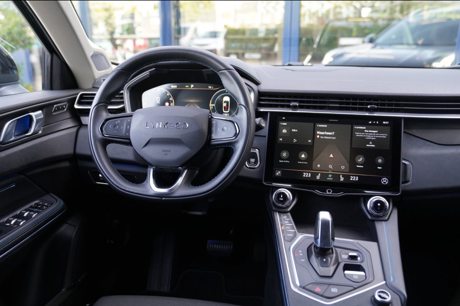 Lynk & Co 01 1.5|Prijs incl. 12 mnd garantie| Black Pakket PDC Panoramadak LMV Navi Apple carplay/Android auto Camera