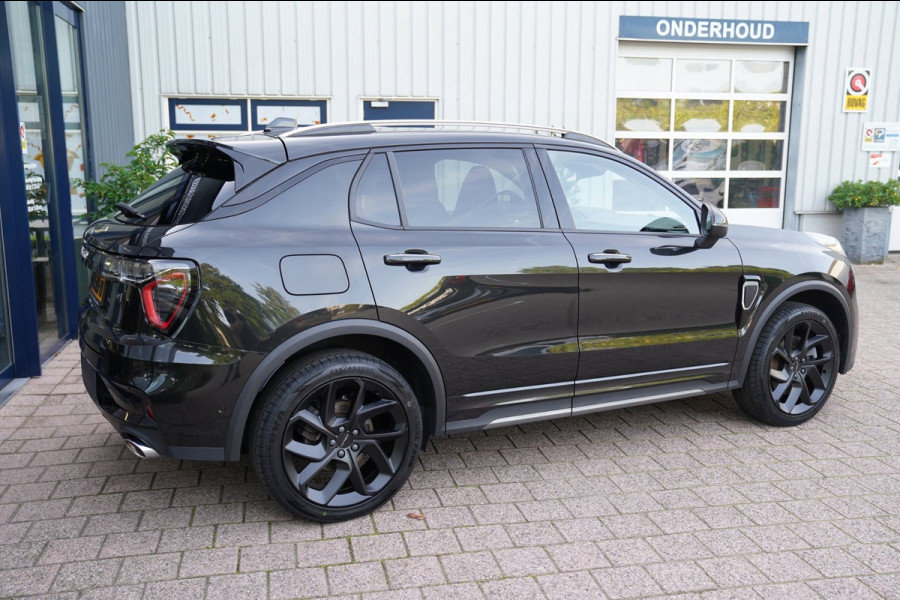 Lynk & Co 01 1.5|Prijs incl. 12 mnd garantie| Black Pakket PDC Panoramadak LMV Navi Apple carplay/Android auto Camera