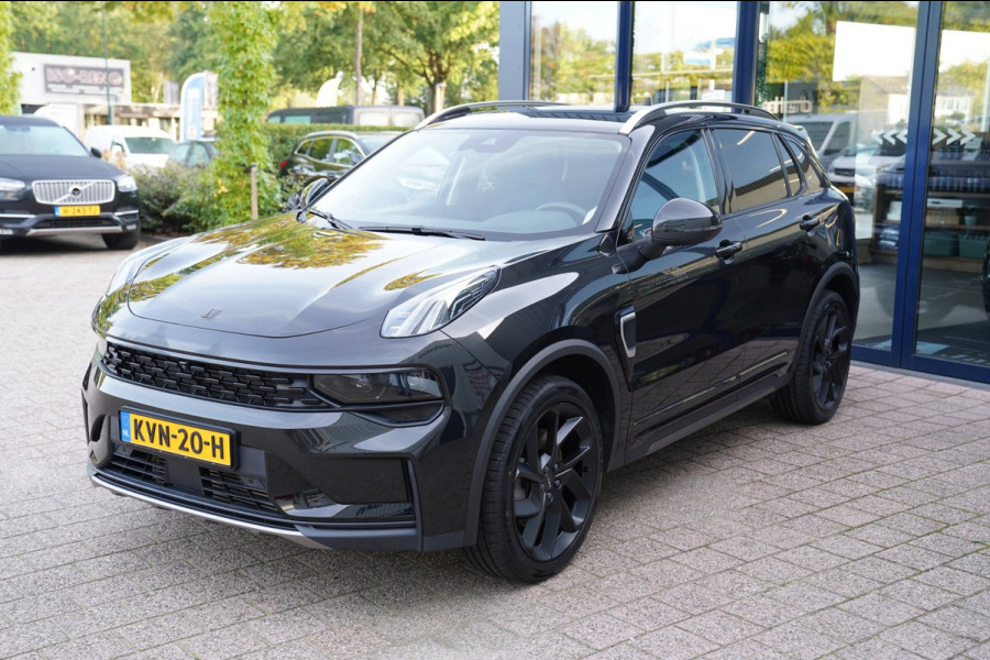 Lynk & Co 01 1.5|Prijs incl. 12 mnd garantie| Black Pakket PDC Panoramadak LMV Navi Apple carplay/Android auto Camera