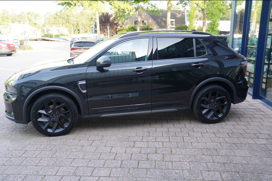 Lynk & Co 01 1.5|Prijs incl. 12 mnd garantie| Black Pakket PDC Panoramadak LMV Navi Apple carplay/Android auto Camera