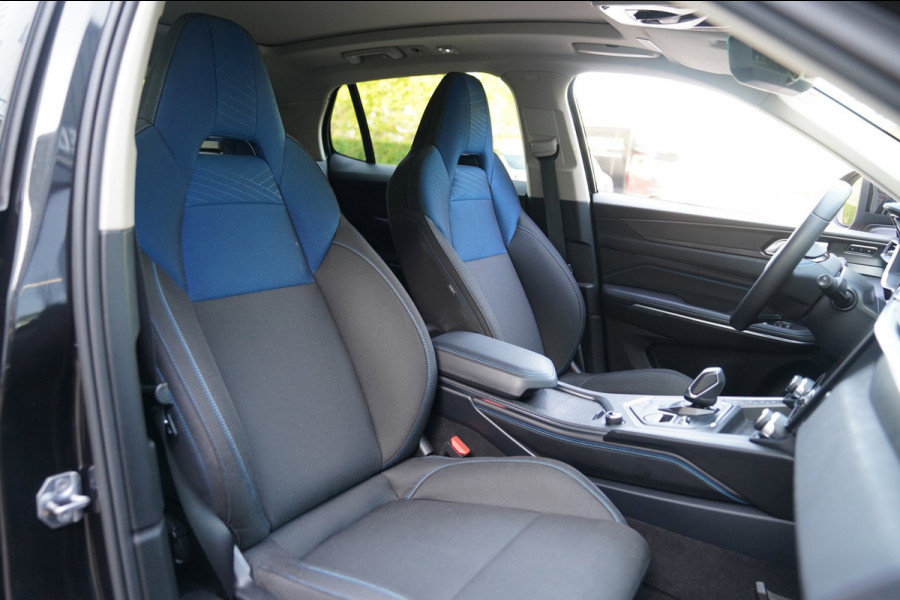 Lynk & Co 01 1.5|Prijs incl. 12 mnd garantie| Black Pakket PDC Panoramadak LMV Navi Apple carplay/Android auto Camera