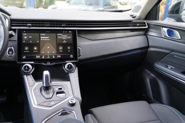 Lynk & Co 01 1.5|Prijs incl. 12 mnd garantie| Black Pakket PDC Panoramadak LMV Navi Apple carplay/Android auto Camera