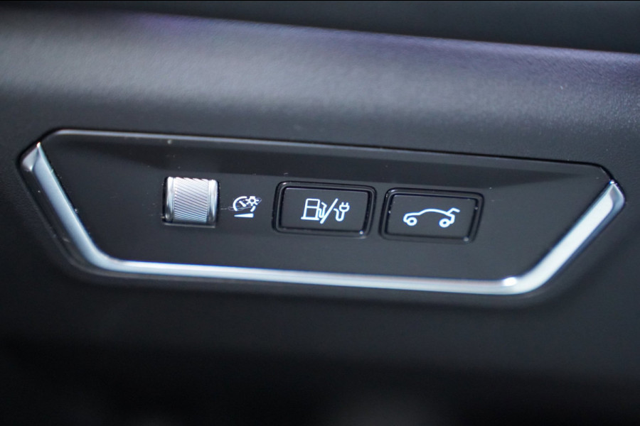 Lynk & Co 01 1.5|Prijs incl. 12 mnd garantie| Black Pakket PDC Panoramadak LMV Navi Apple carplay/Android auto Camera