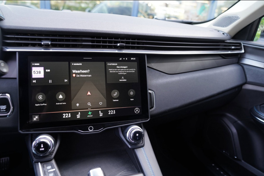 Lynk & Co 01 1.5|Prijs incl. 12 mnd garantie| Black Pakket PDC Panoramadak LMV Navi Apple carplay/Android auto Camera