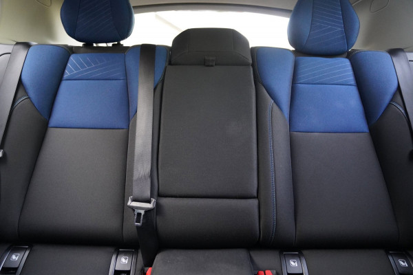 Lynk & Co 01 1.5|Prijs incl. 12 mnd garantie| Black Pakket PDC Panoramadak LMV Navi Apple carplay/Android auto Camera