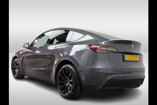 Tesla Model Y Long Range AWD 75 kWh / SoH 90,9% / Trekhaak / Autopilot / Panoramadak / Camera / 20'' / Keyless / Leder / Dodehoek / Navigatie / Stoelverwarming