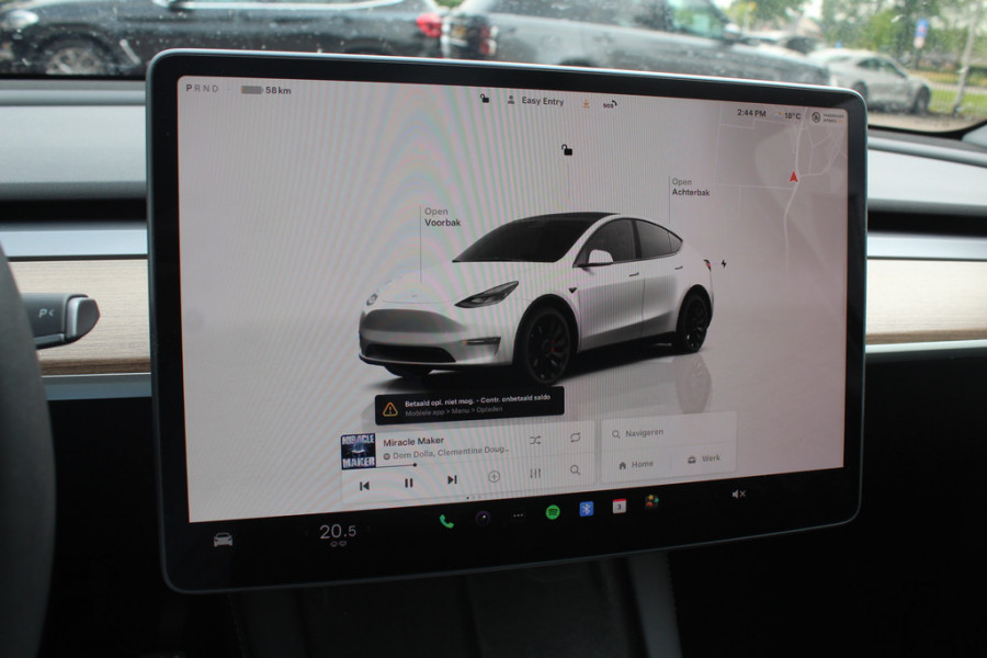 Tesla Model Y Long Range AWD 75 kWh / SoH 90,9% / Trekhaak / Autopilot / Panoramadak / Camera / 20'' / Keyless / Leder / Dodehoek / Navigatie / Stoelverwarming