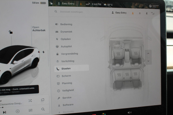Tesla Model Y Long Range AWD 75 kWh / SoH 90,9% / Trekhaak / Autopilot / Panoramadak / Camera / 20'' / Keyless / Leder / Dodehoek / Navigatie / Stoelverwarming