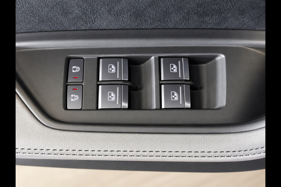 Audi e-tron Sportback 55 quattro S edition 95 kWh RS SEATS PANO CAMERA VIRTUAL COCKPIT NAVI LEDER APPLE CARPLAY