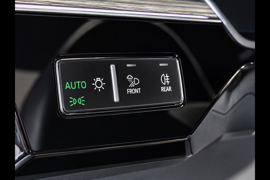 Audi e-tron Sportback 55 quattro S edition 95 kWh RS SEATS PANO CAMERA VIRTUAL COCKPIT NAVI LEDER APPLE CARPLAY