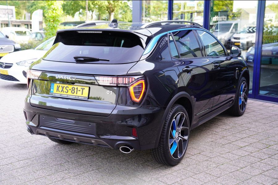 Lynk & Co 01 1.5|Prijs incl. 12 mnd garantie| PDC Panoramadak LMV Navi Apple carplay/Android auto Camera