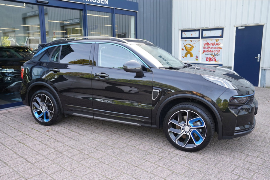 Lynk & Co 01 1.5|Prijs incl. 12 mnd garantie| PDC Panoramadak LMV Navi Apple carplay/Android auto Camera