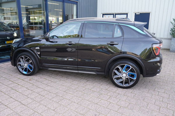 Lynk & Co 01 1.5|Prijs incl. 12 mnd garantie| PDC Panoramadak LMV Navi Apple carplay/Android auto Camera