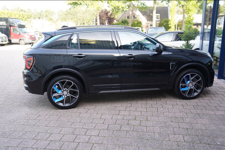 Lynk & Co 01 1.5|Prijs incl. 12 mnd garantie| PDC Panoramadak LMV Navi Apple carplay/Android auto Camera