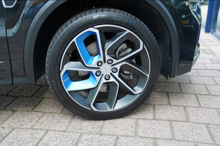 Lynk & Co 01 1.5|Prijs incl. 12 mnd garantie| PDC Panoramadak LMV Navi Apple carplay/Android auto Camera