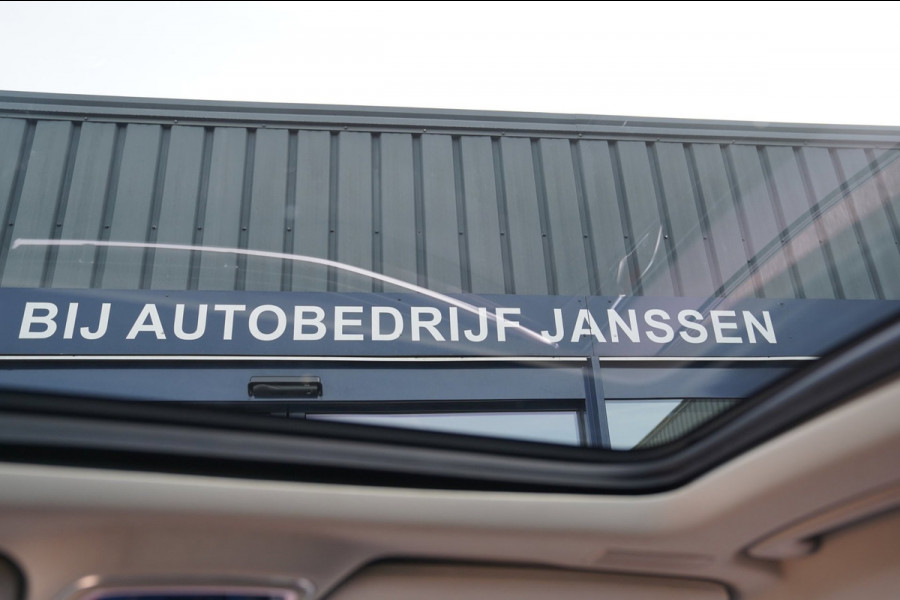 Lynk & Co 01 1.5|Prijs incl. 12 mnd garantie| PDC Panoramadak LMV Navi Apple carplay/Android auto Camera