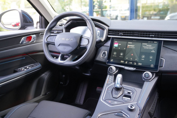 Lynk & Co 01 1.5|Prijs incl. 12 mnd garantie| PDC Panoramadak LMV Navi Apple carplay/Android auto Camera