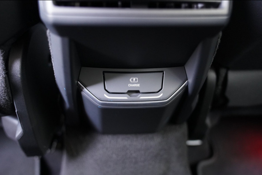 Lynk & Co 01 1.5|Prijs incl. 12 mnd garantie| PDC Panoramadak LMV Navi Apple carplay/Android auto Camera