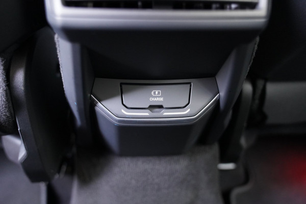 Lynk & Co 01 1.5|Prijs incl. 12 mnd garantie| PDC Panoramadak LMV Navi Apple carplay/Android auto Camera