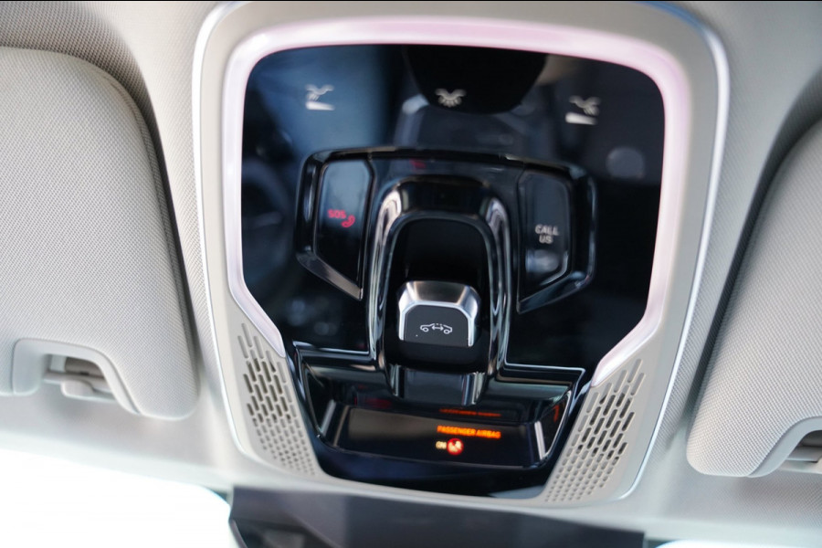 Lynk & Co 01 1.5|Prijs incl. 12 mnd garantie| PDC Panoramadak LMV Navi Apple carplay/Android auto Camera