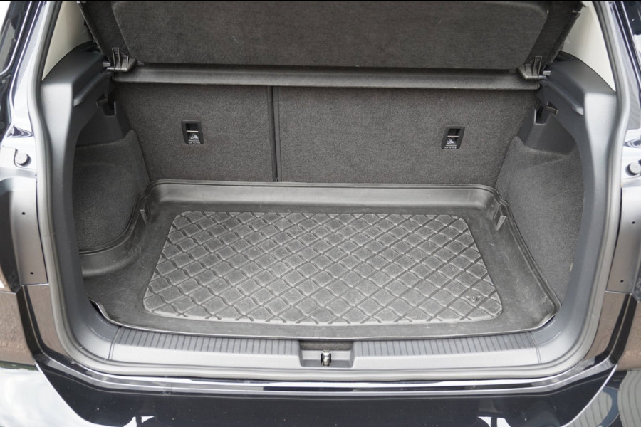 Volkswagen T-Cross 1.0 TSI Style | Prijs rijklaar incl. 12 mnd garantie | Afn Trekhaak Blindspot 17"Lmv+All-seasons Winterpakket