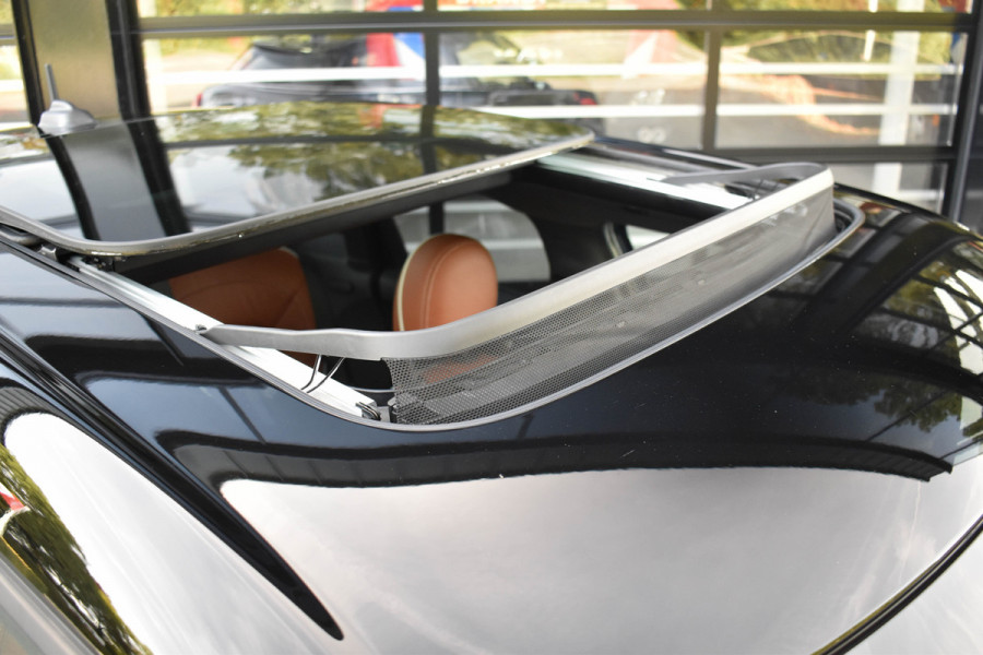 MINI 5-deurs 1.5 Cooper 60 Years | Pano | Leder | Head Up | Navi | Carplay | NL Auto