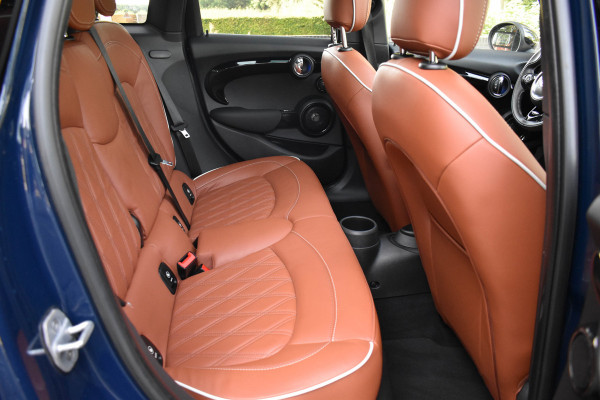 MINI 5-deurs 1.5 Cooper 60 Years | Pano | Leder | Head Up | Navi | Carplay | NL Auto