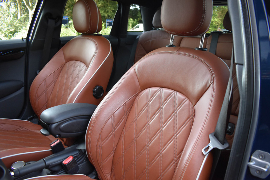 MINI 5-deurs 1.5 Cooper 60 Years | Pano | Leder | Head Up | Navi | Carplay | NL Auto