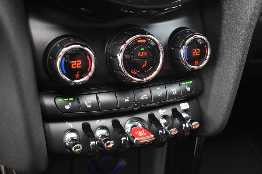 MINI 5-deurs 1.5 Cooper 60 Years | Pano | Leder | Head Up | Navi | Carplay | NL Auto