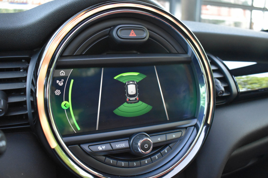 MINI 5-deurs 1.5 Cooper 60 Years | Pano | Leder | Head Up | Navi | Carplay | NL Auto
