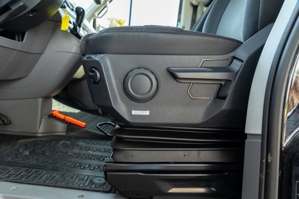Volkswagen Crafter 35 2.0 TDI L3H2 DC Highline I 2 schuif I camera I carplay I blis I Acc