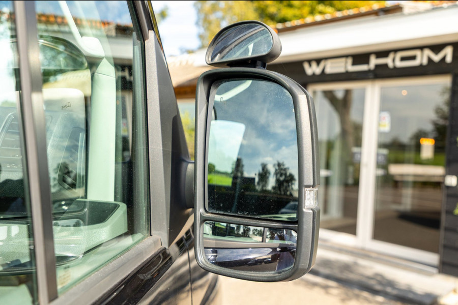 Volkswagen Crafter 35 2.0 TDI L3H2 DC Highline I 2 schuif I camera I carplay I blis I Acc