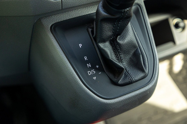 Volkswagen Crafter 35 2.0 TDI L3H2 DC Highline I 2 schuif I camera I carplay I blis I Acc