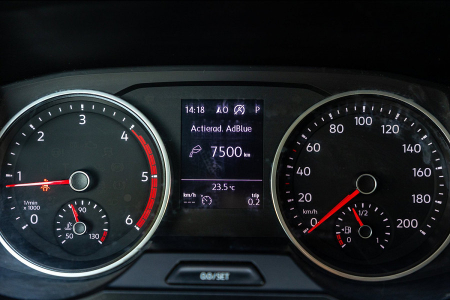 Volkswagen Crafter 35 2.0 TDI L3H2 DC Highline I 2 schuif I camera I carplay I blis I Acc