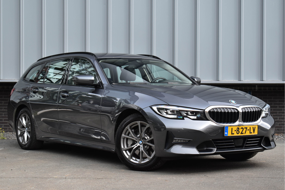 BMW 3 Serie Touring 330i High Executive Aut. | Sfeerverl | Stoelverwarming | Navi | Deal. OH