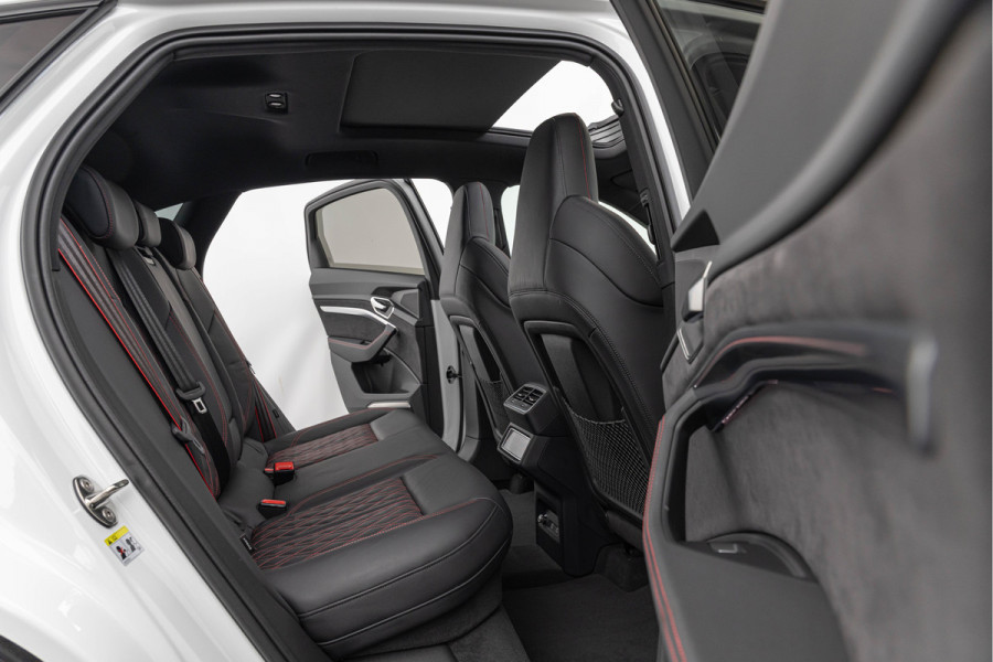 Audi SQ8 Sportback e-tron 503pk Quattro 115 kWh Pano S-stoelen B&O HuD