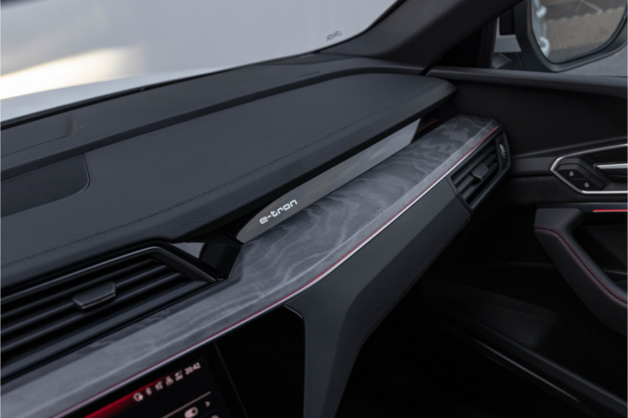 Audi SQ8 Sportback e-tron 503pk Quattro 115 kWh Pano S-stoelen B&O HuD