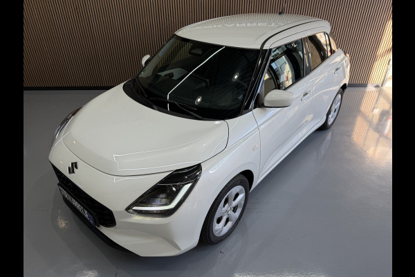 Suzuki Swift 1.2 Select Hybrid Aut. Navi | ACC | Dodehoek  | Clima | Carplay | Stoelverwarming | 16" | Suzuki onderhouden.
