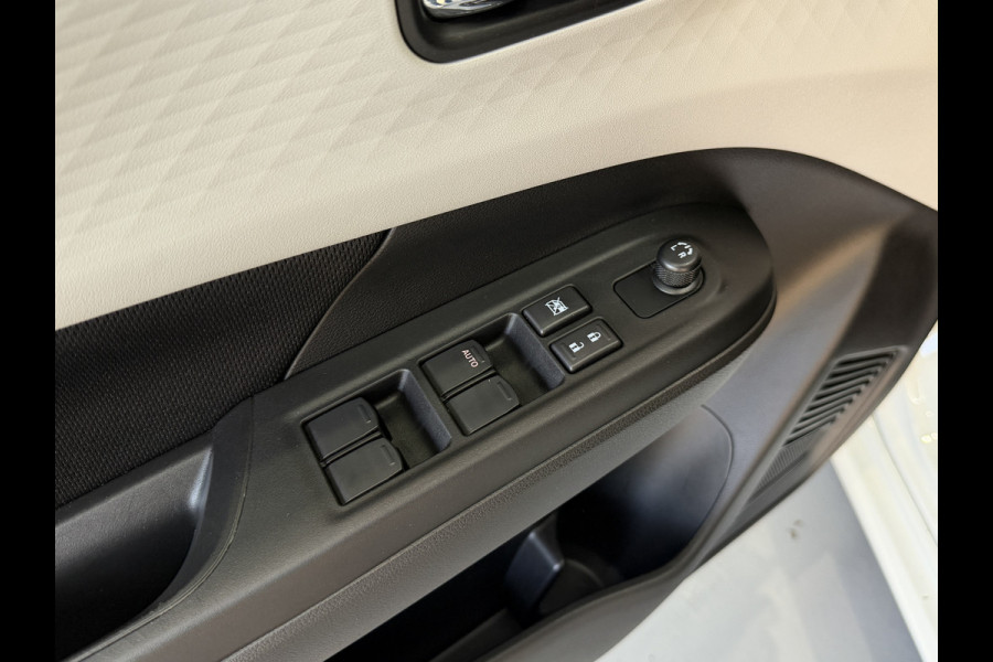 Suzuki Swift 1.2 Select Hybrid Aut. Navi | ACC | Dodehoek  | Clima | Carplay | Stoelverwarming | 16" | Suzuki onderhouden.